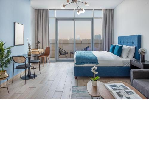 Silkhaus large modern studio with Burj Khalifa view