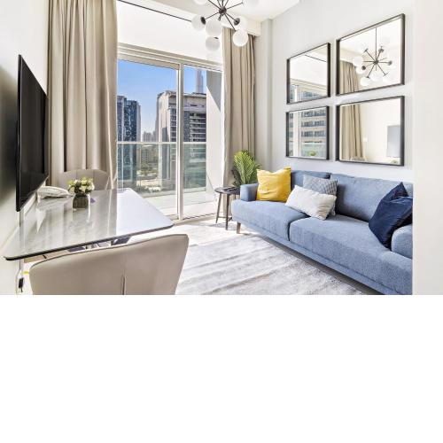 Silkhaus large studio with bedroom in Business Bay's new tower