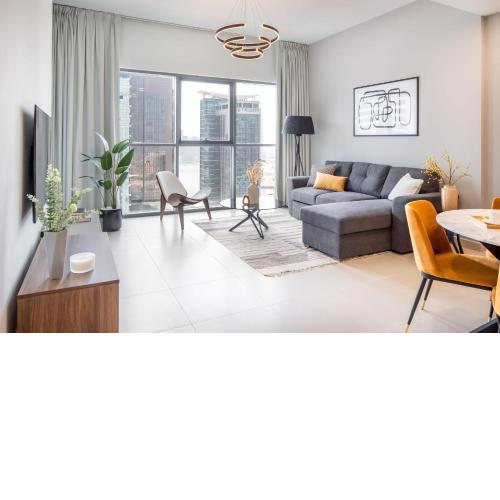 Silkhaus new and modern 1BDR in Downtown heart in new tower