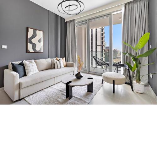 Silkhaus Opera district in Downtown new tower with pool & gym