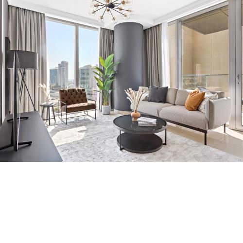 Silkhaus short walk from Burj Khalifa 1BR with stunning tower pool