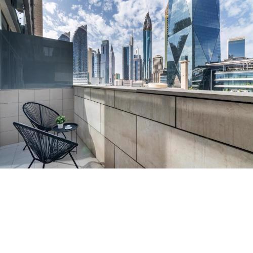 Silkhaus stunning studio in central DIFC with balcony