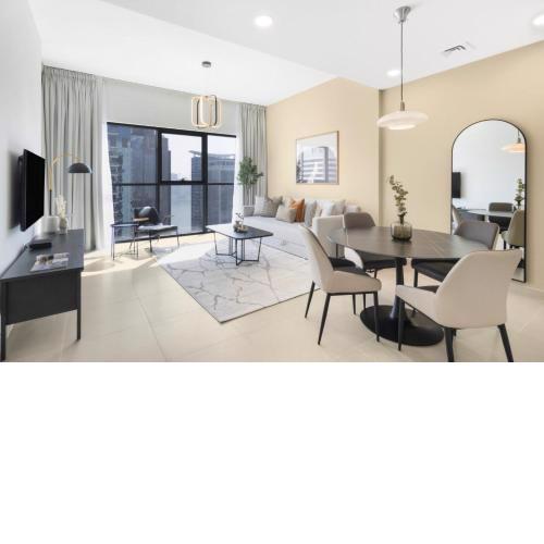 Silkhaus unique 1BDR pad gorgeous view in new tower