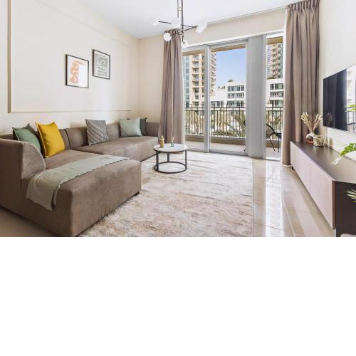 Silkhaus work from home friendly 1BDR in Downtown