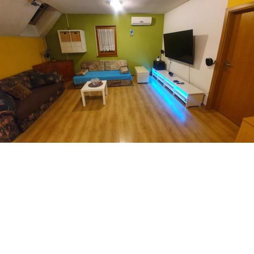 Simonai Apartment