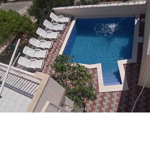 Simplistic Apartment in Okrug Gornji near the Sea