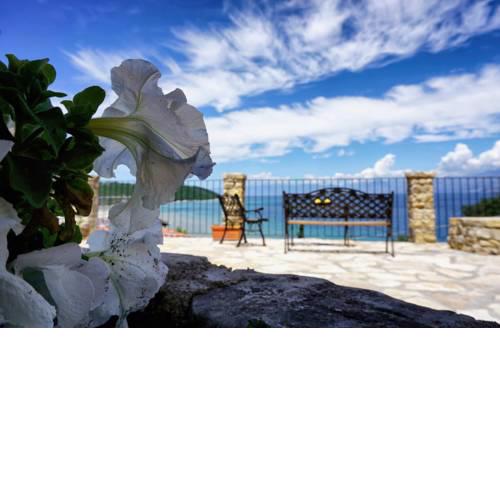 Sirios Apartments