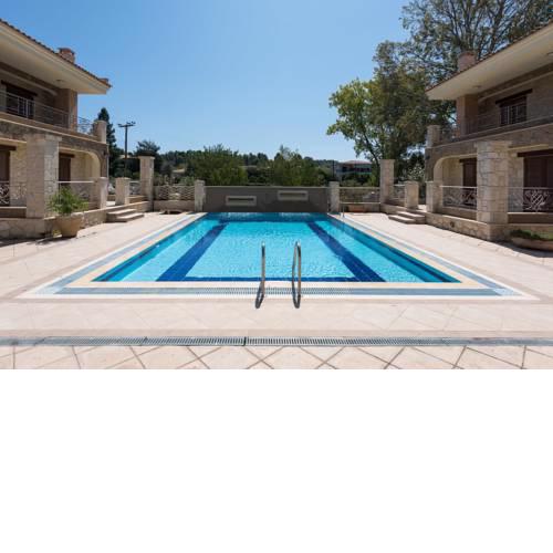 Siviri J&B House