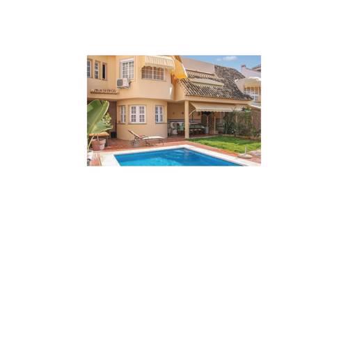 Six-Bedroom Holiday Home in Fuengirola