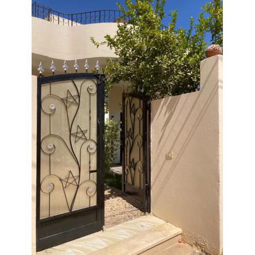 Six Star Private Flats