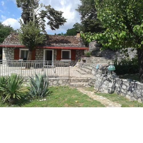 Skadar Country House