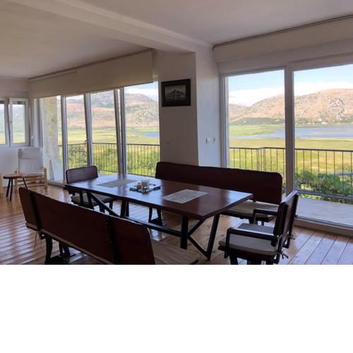 Skadar lake house Bobija