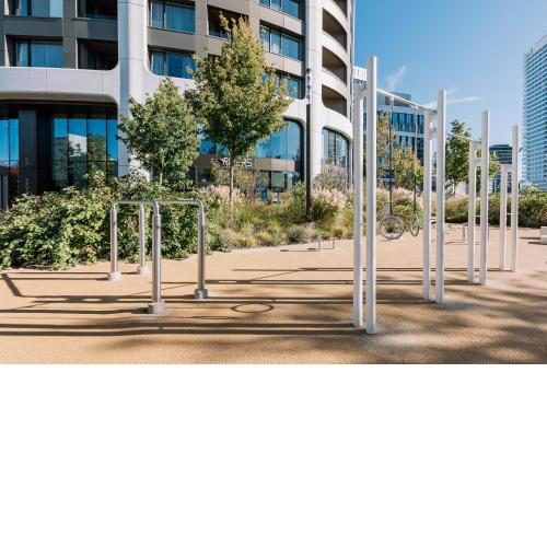Skau White Residence in Sky Park 3 Tower 27 floor Panoramic View Free Parking