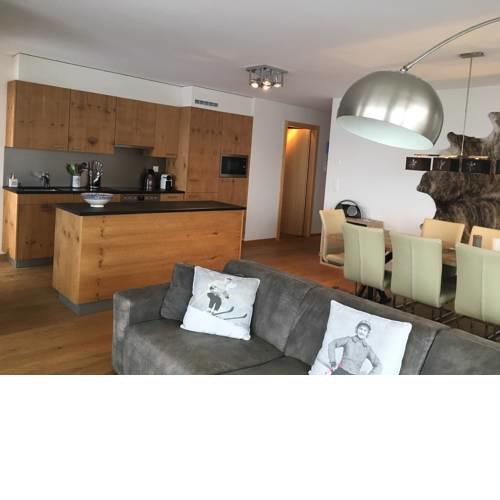 Ski In Ski Out - bright and modern