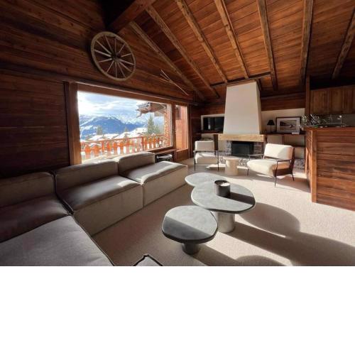 Ski in Ski Out Superb Attic Apartment in Les Esserts