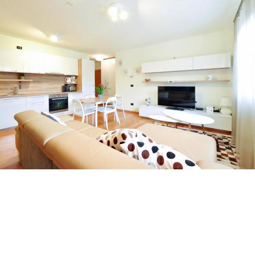 Ski In/Ski Out 2-Bedroom Free Parking