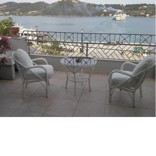 Skiathos city views studios-apartments