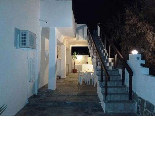 Skiathos Young Guesthouse