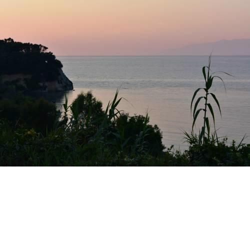 Sklavenitis Panoramic Seaview Beach Apartment