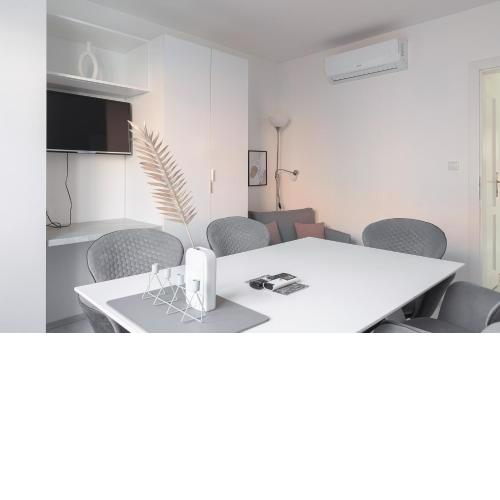 Skolska Winter Terrace apartment