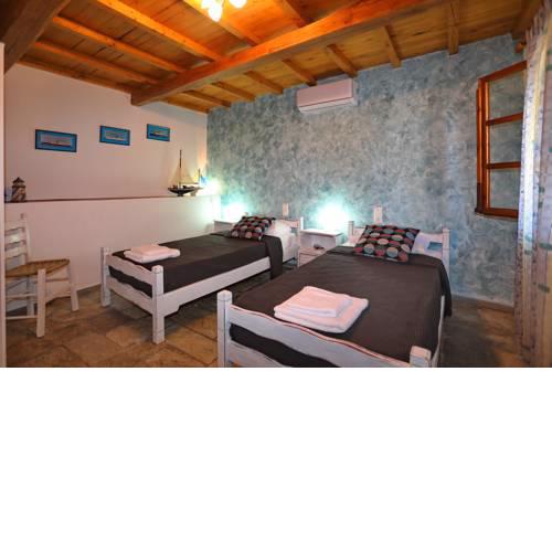 Skopelos Alikias Six Guest House