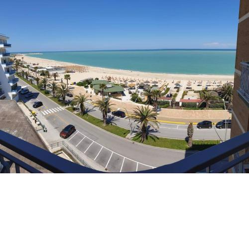 SKY BEACH