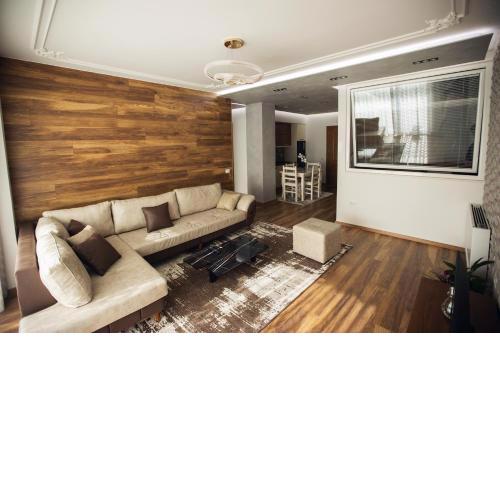 Skyline Apartment