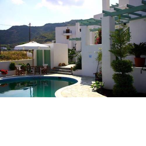 Skyros Luxury Lithari - With Pool, Near The Beach