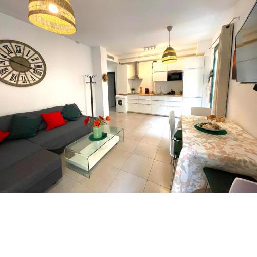 SkySea Holidays CITY CENTER SUITES