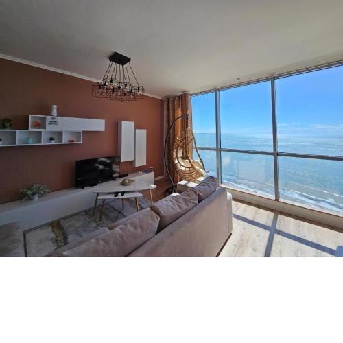 Sky&Sea View Apartment
