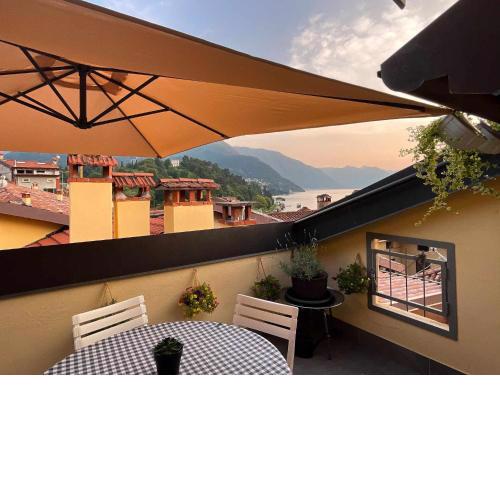 Skyway apartment with private lake view terrace