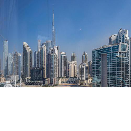 Sleek Studio at The Cosmopolitan Business Bay by Deluxe Holiday Homes