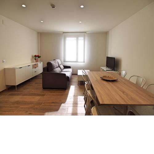 Sleep & Stay- Besalú 2-2 Newly renovated apt in the center