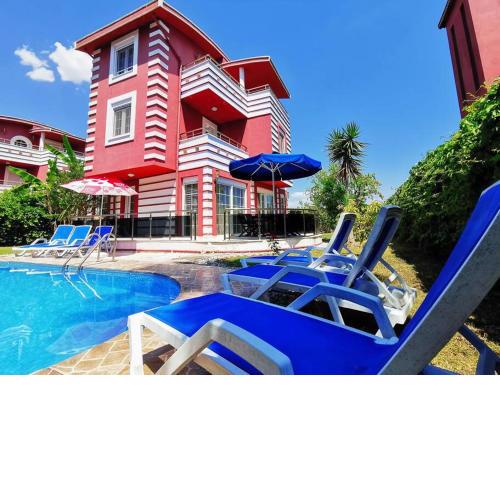 Sleeps 6, Luxury Villa with a Private Pool and Sauna - AWZ 286