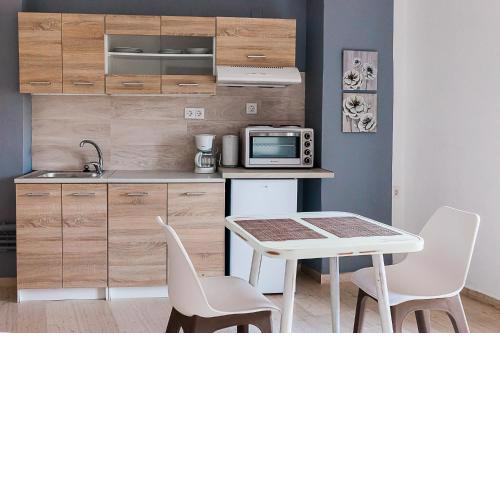 Small minimal apartment