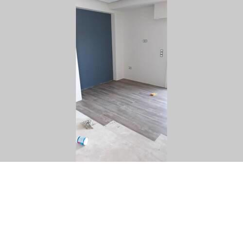 Small studio with yard, in front of a sandy beach!