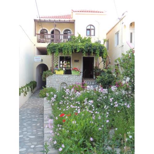 Smaragda Hotel