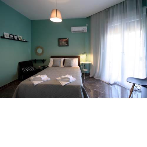 Smart renovated studio downtown Athens