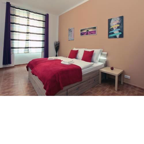 Smeralova apartments 102/B