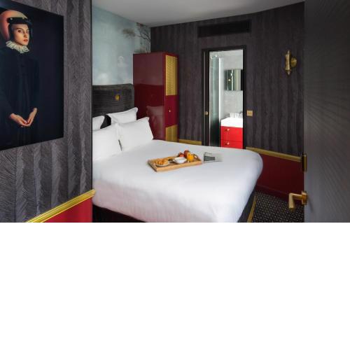Snob Hotel by Elegancia