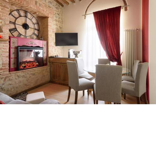Socino terrace view free parking near Piazza del Campo by walk