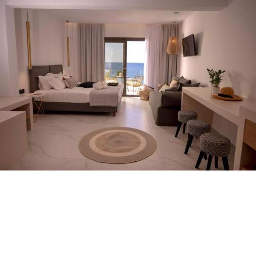 Sofi Mar - The place to be
