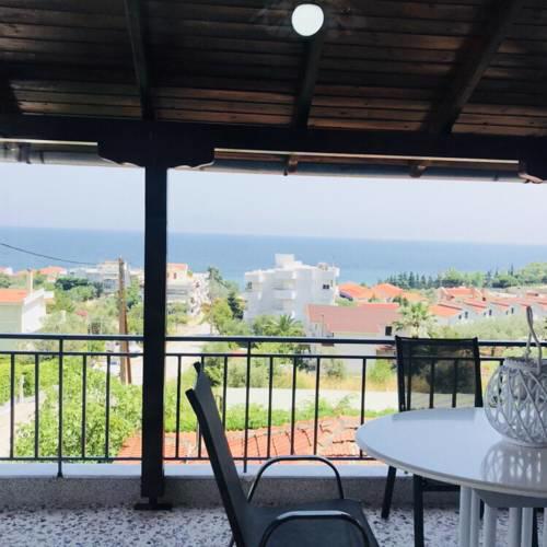 Sofia’s SeaView Apartment