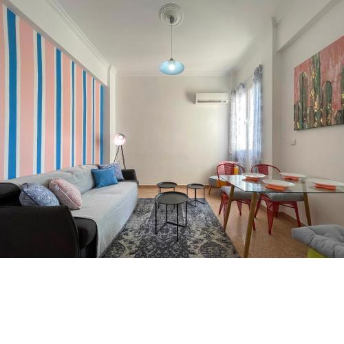 SOHO Artsy and Adorable 55sq meters apt. in Athens