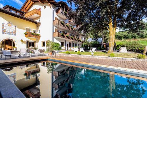 Solaia Hotel & Guesthouse