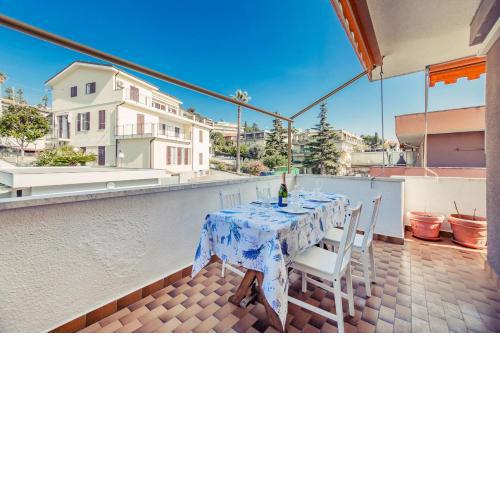 Solaro Apartment by Wonderful Italy