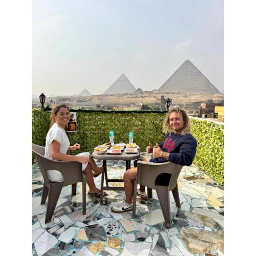 Solimar pyramids view inn