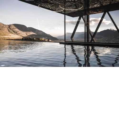 SomVita Suites