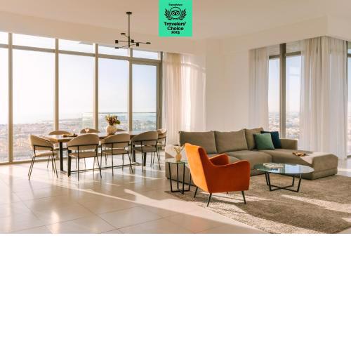 Sonder Downtown Towers