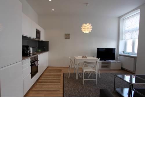Sonnige, ruhige 2 Zimmer Wohnung